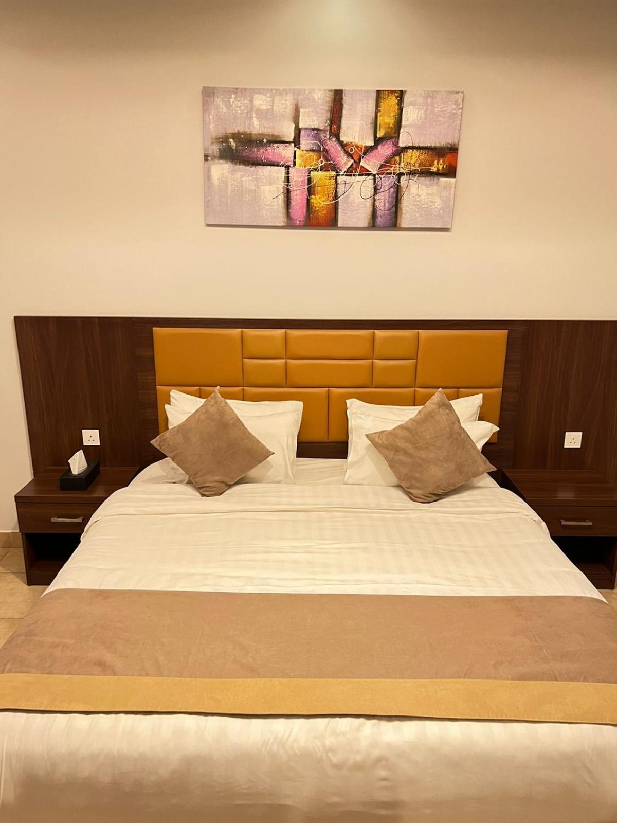 ال متعب سويتس المرسلات 4* Riyadh