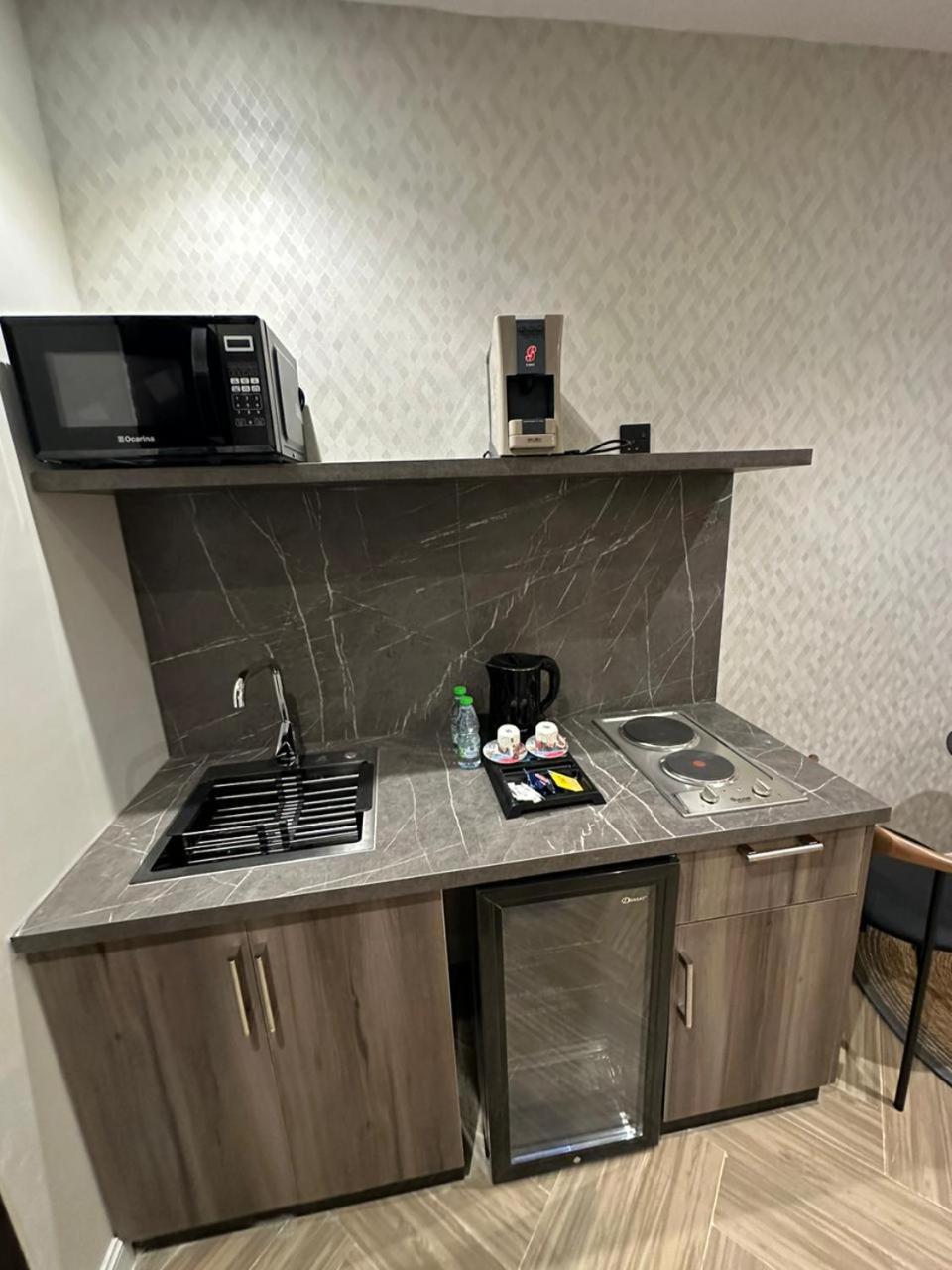 ال متعب سويتس المرسلات Appart hôtel
