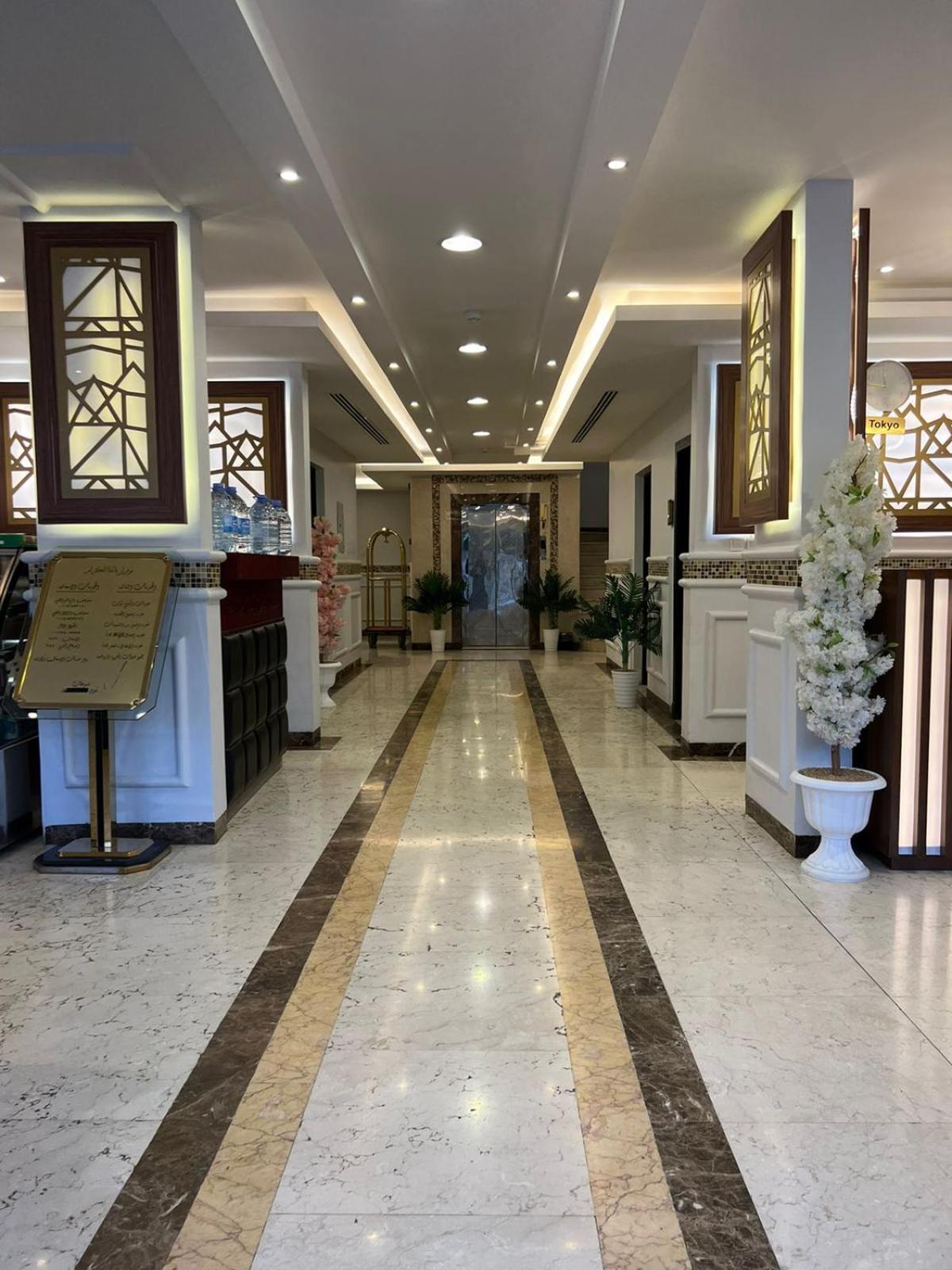 ال متعب سويتس المرسلات 4*