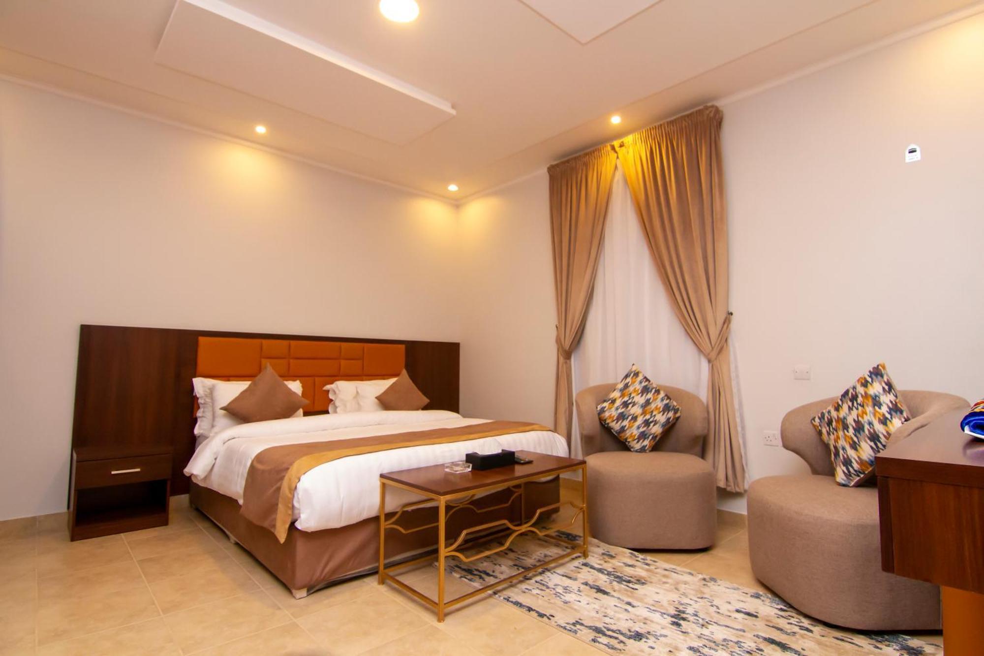 ال متعب سويتس المرسلات 4*
