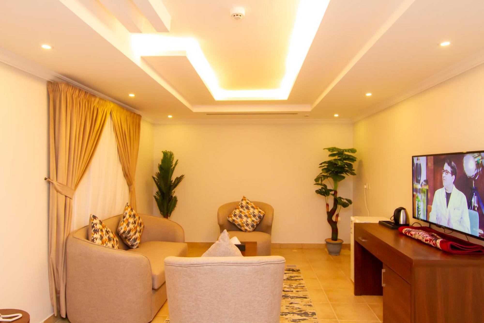 ال متعب سويتس المرسلات Appart hôtel Riyad